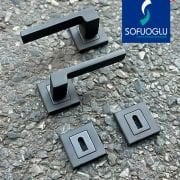 Sofuoğlu Anka Siyah Rozetli Kapı Kolu